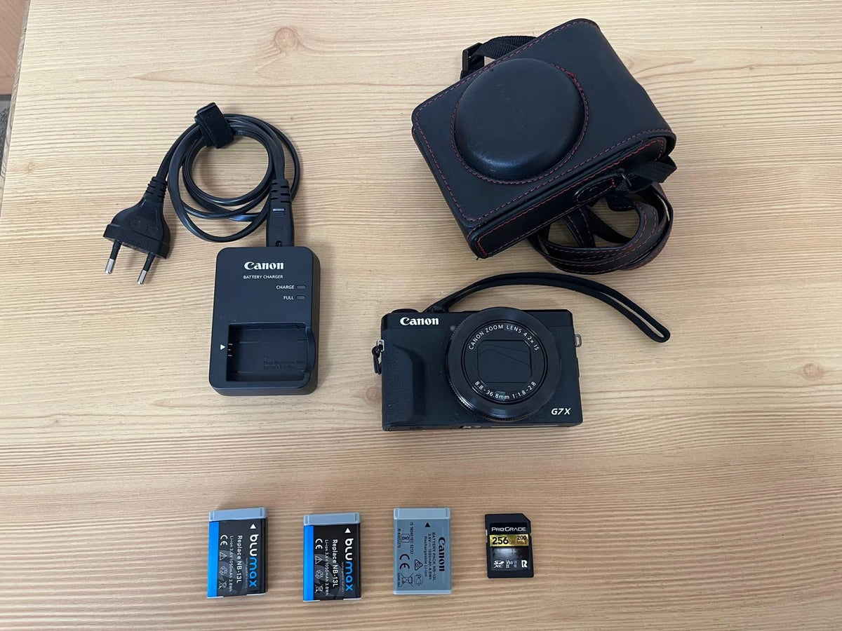 Canon PowerShot G7X Mark III - Excellent Condition + Full Bundle, 256GB SD