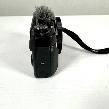 Canon PowerShot G7 X Mark II 20.1MP Compact Digital Camera 2 Batteries + Charger