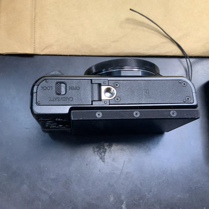 Canon PowerShot G7 X Mark II 20.1MP Compact Digital Camera