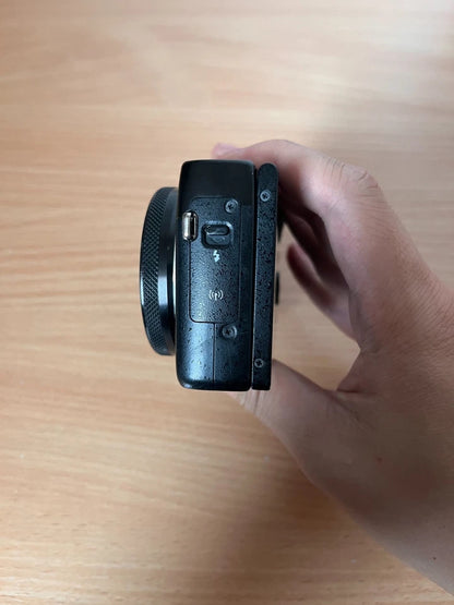 Canon powershot G7 X